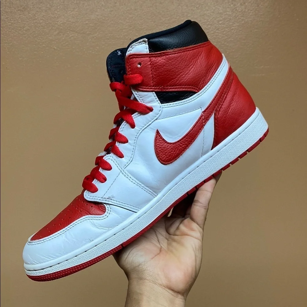 Air Jordan 1 Retro High OG “Heritage”